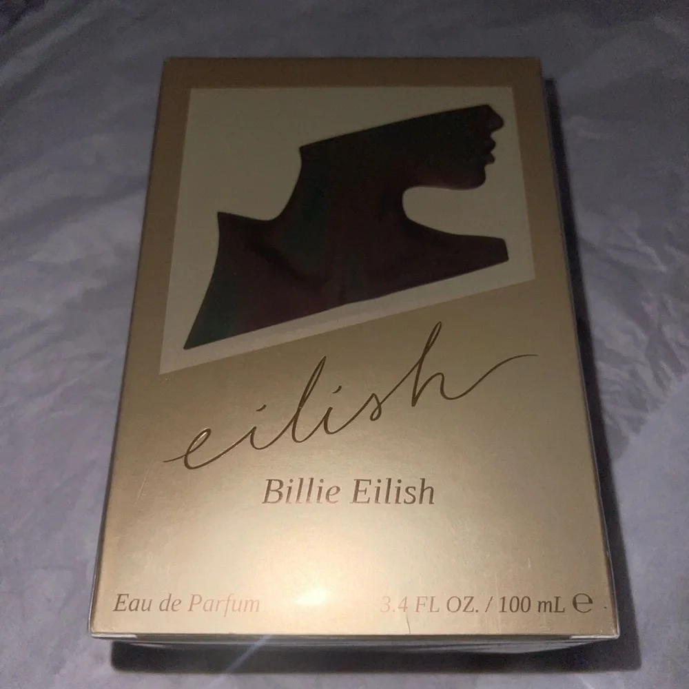 Billie Eilish Perfume - Picture 2 of 9